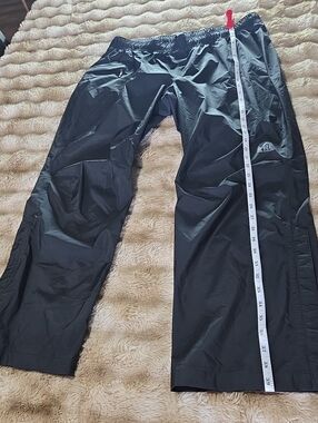 Black Women's Track Pants with Zip Pockets and Elastic Waist